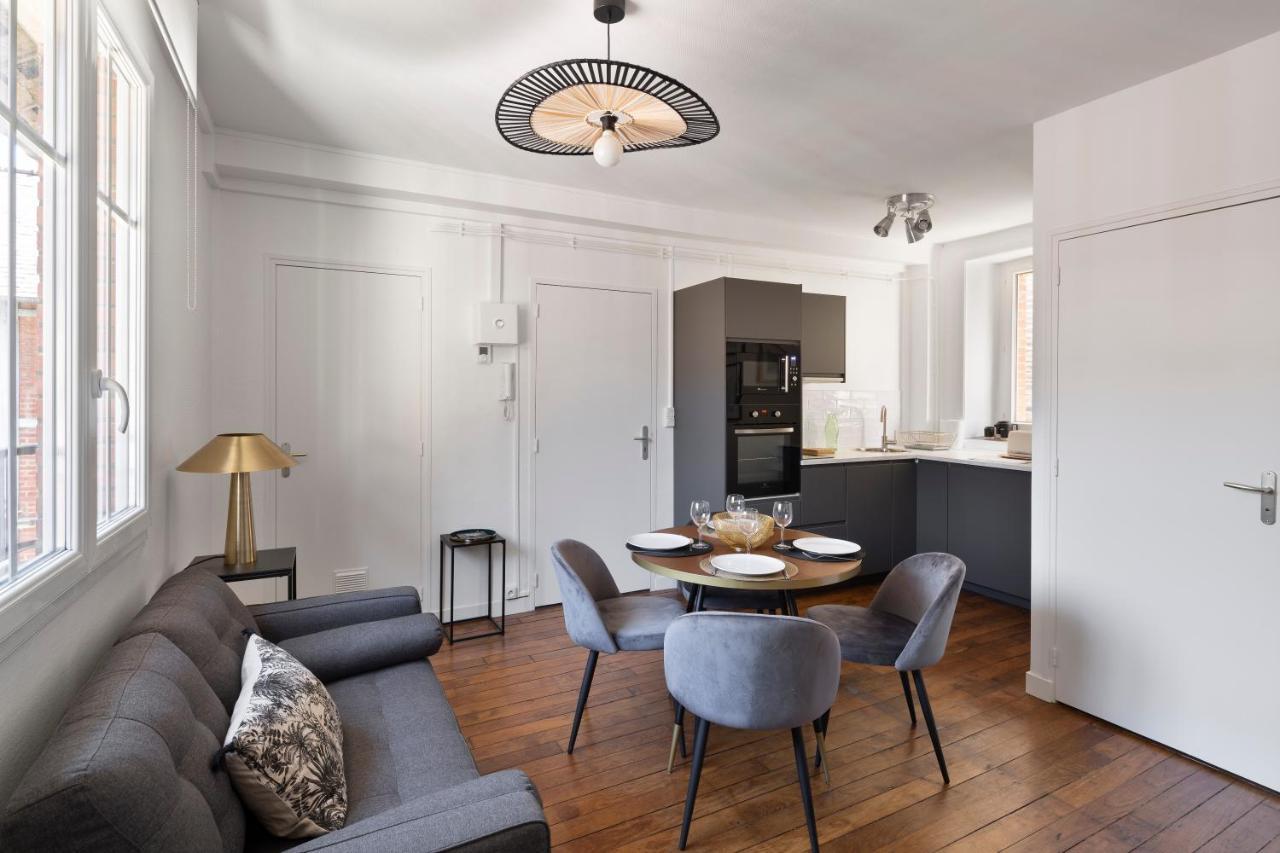 Le Carre Sainte-Anne - Appt En Plein Centre Historique Apartment Rennes Ngoại thất bức ảnh